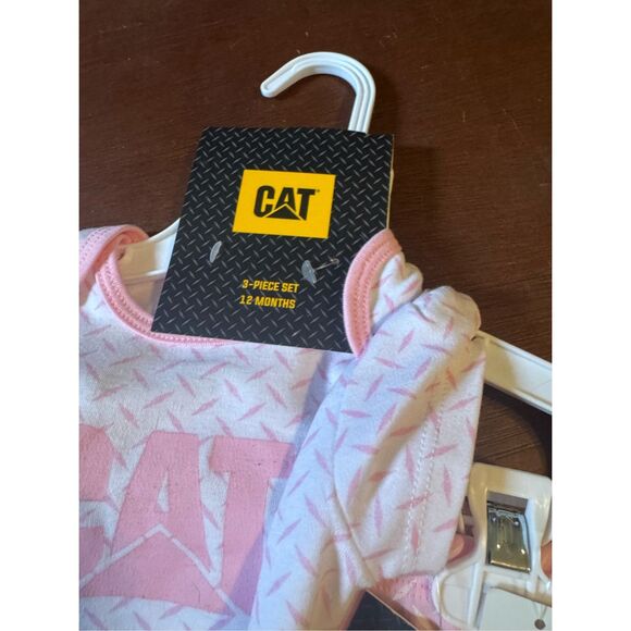 NWT CAT 3 piece onsie set size 12months - Picture 5 of 6
